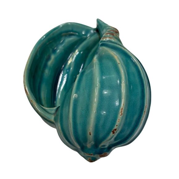 Decorative Pottery Turquoise Shell. 
KK220 - Picture 3 of 5